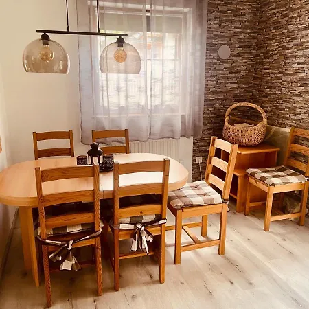 Appartement Mit Garten - A88519